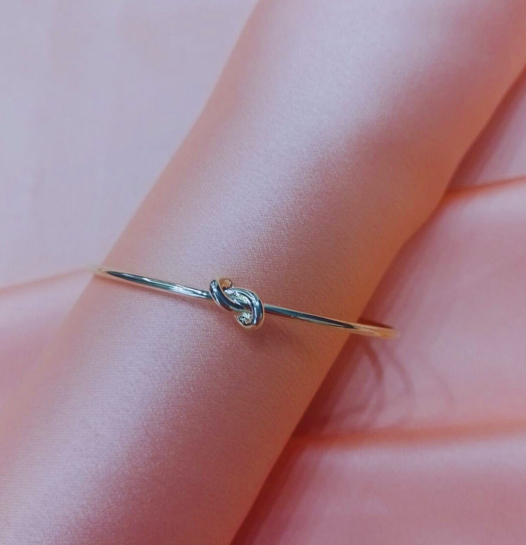 Bracelete Nó Banhado a Ouro 18K