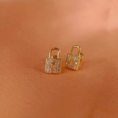 Brinco Cadeado Cravejado Banhado A Ouro 18K