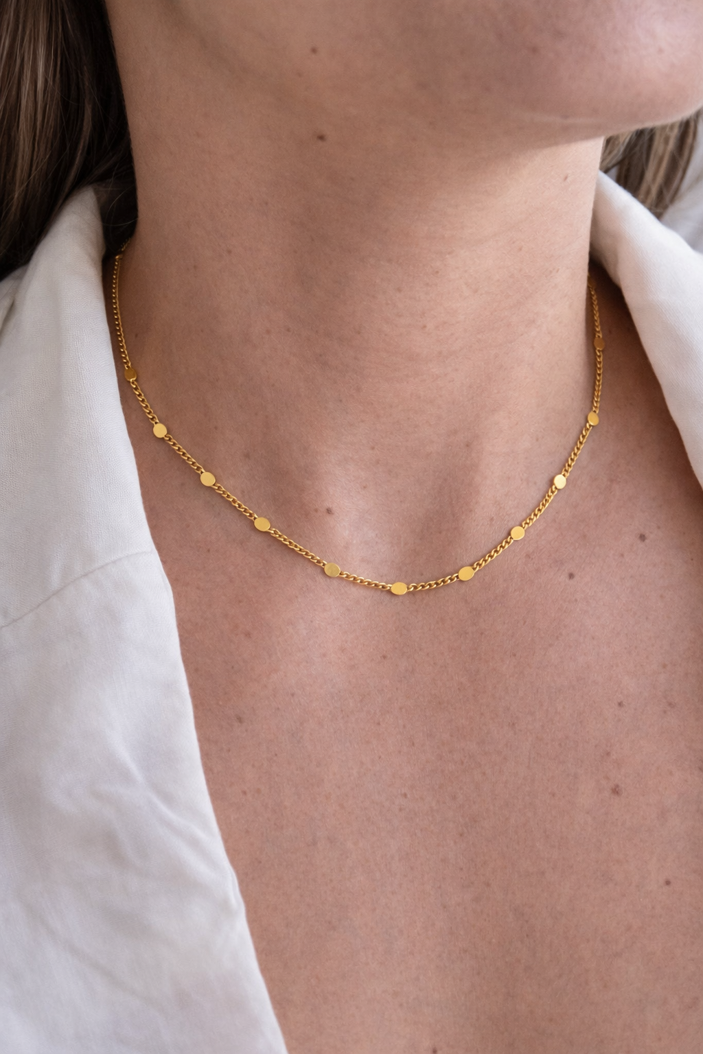 Colar Elo Grumet Fino com Chapinha Banhado a Ouro 18K - Imagem 2