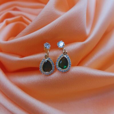 Brinco Gota Verde Cravejado Banhado A Ouro 18k