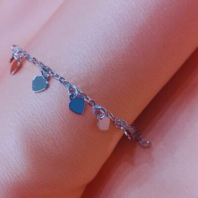 Pulseira de Corações Banhada a Ródio Branco
