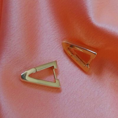 Brinco Click Forma V Banhado a Ouro 18K