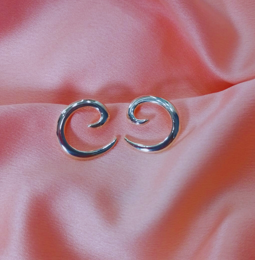 Brinco Caracol Banhado a Ouro 18k