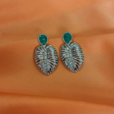 Brinco Folha Resina Turquesa Banhado Ródio Branco