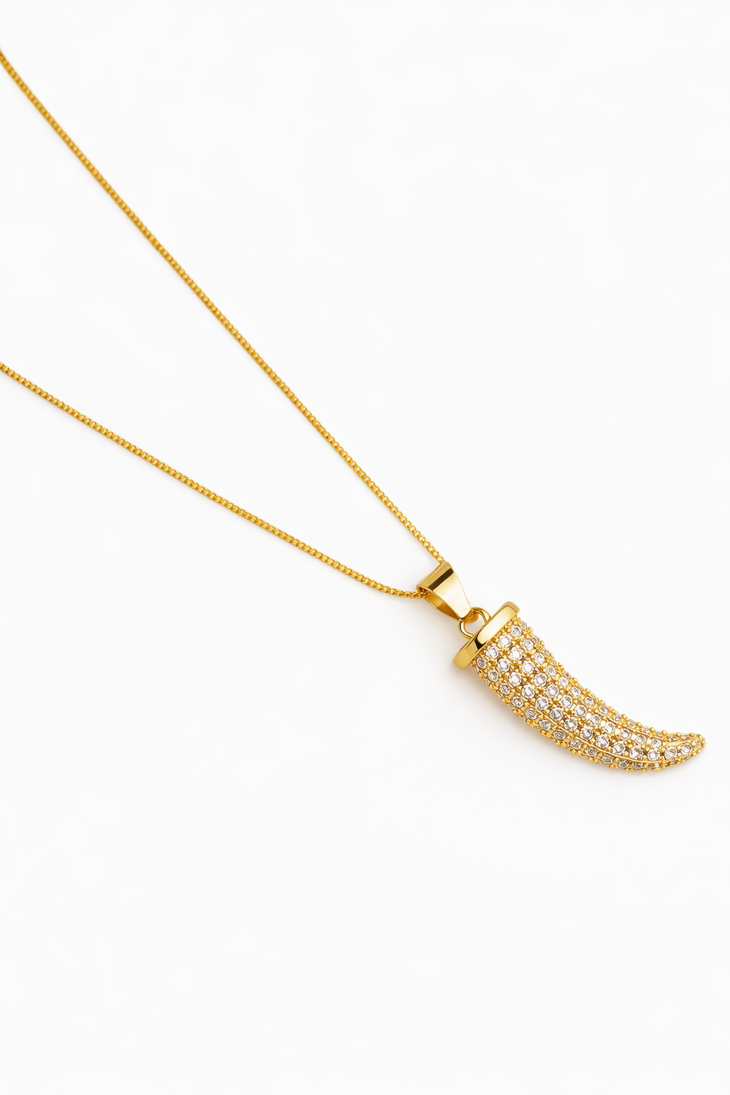 Colar Amuleto Cravejado Banhado A Ouro 18k