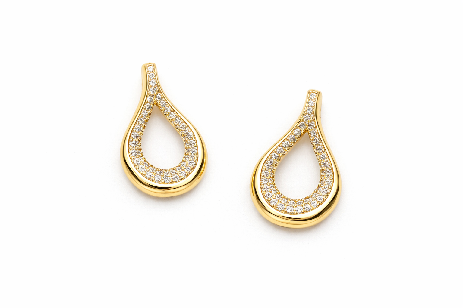 Brinco Gota Vazada Gold Cravejado Banhado Ouro 18K