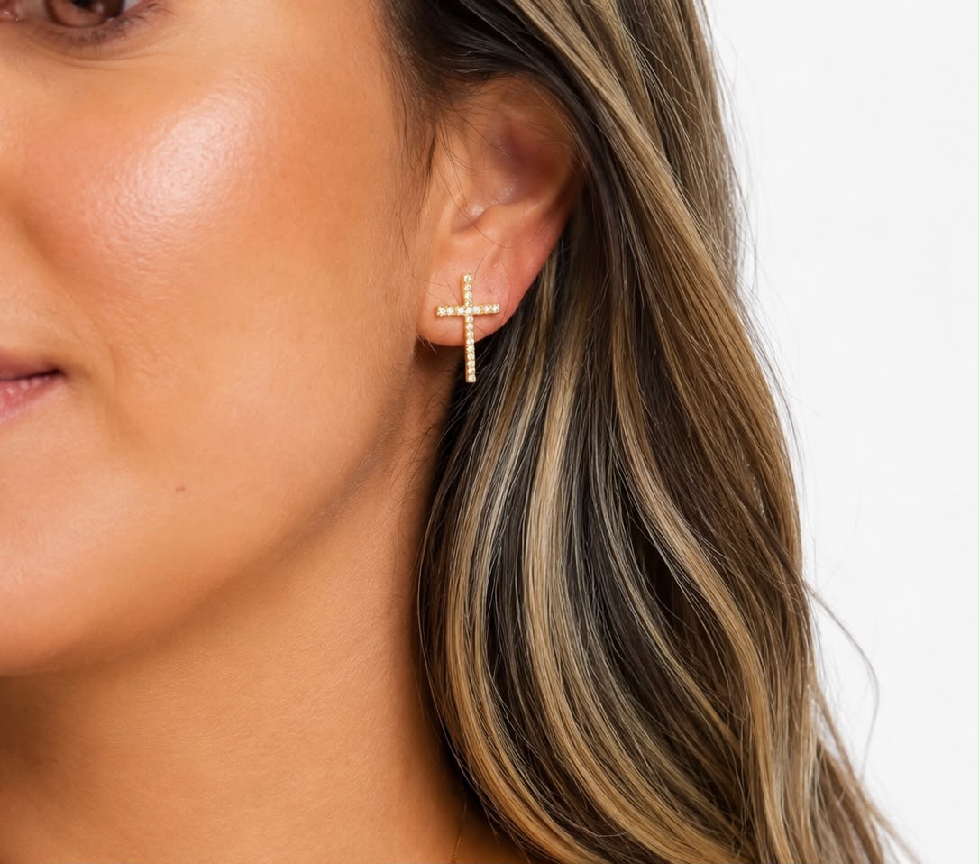 Conjunto Colar e Brinco Crucifixo em Ouro 18K - Imagem 3