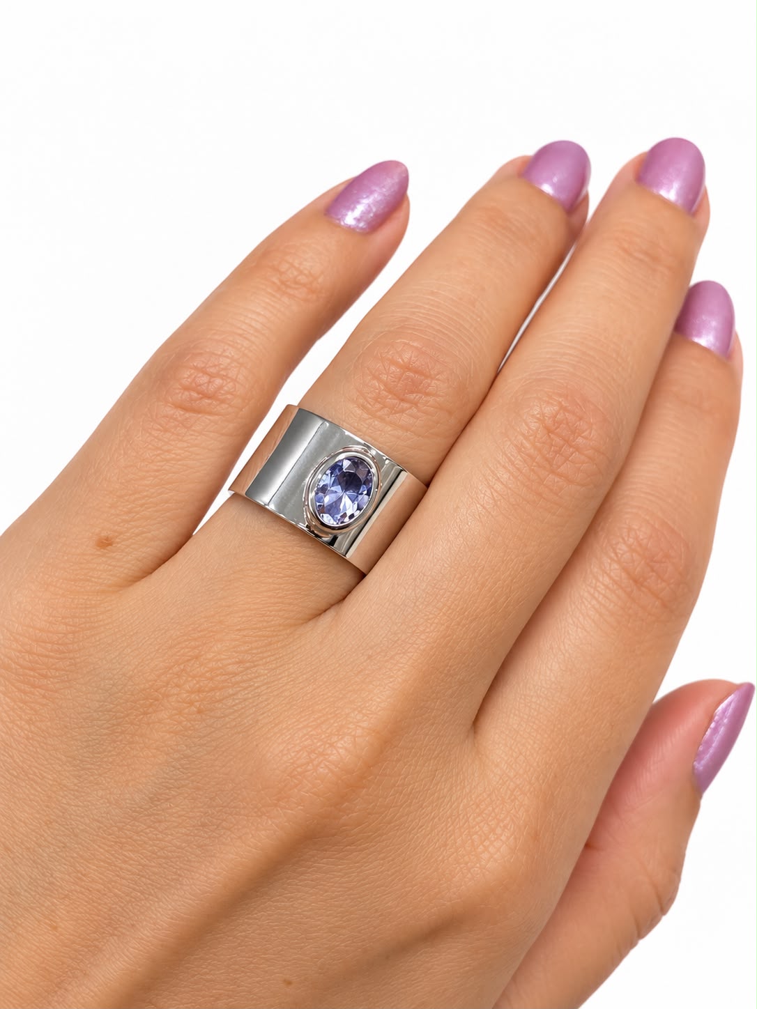 Anel com Kristal Oval Roxos Banhado a Ródio Branco - Imagem 2